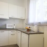 Goge - One-bedroom With Balcony