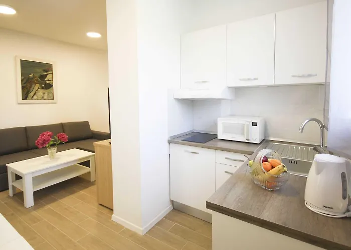 Goge - One-bedroom With Balcony شقة *