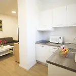Goge - One-bedroom With Balcony