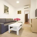 Goge - One-bedroom With Balcony 두브로브니크